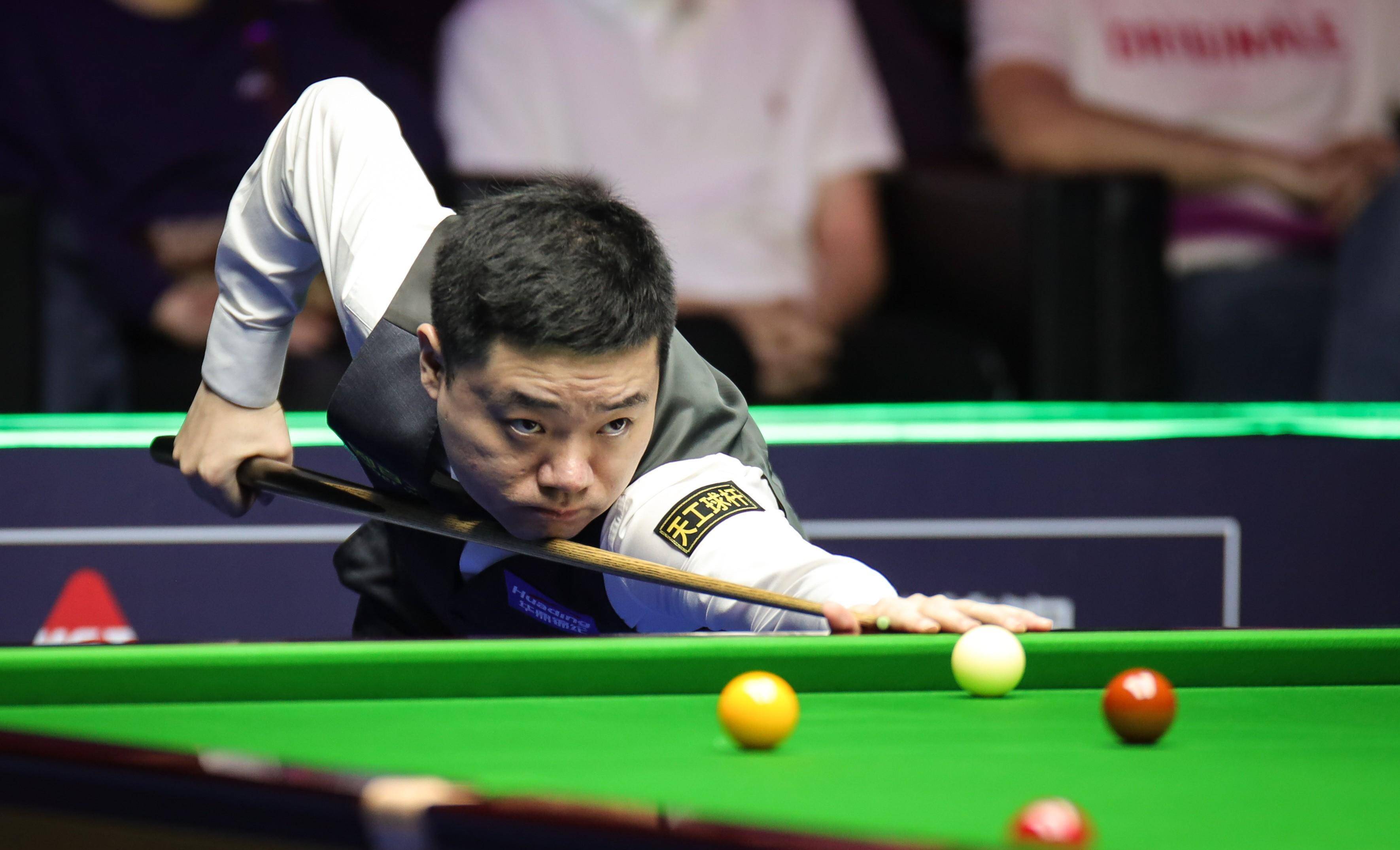 将重点转向 将重点转向